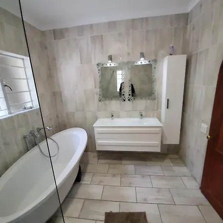 Honeymoon Suite Sandton Exterior photo