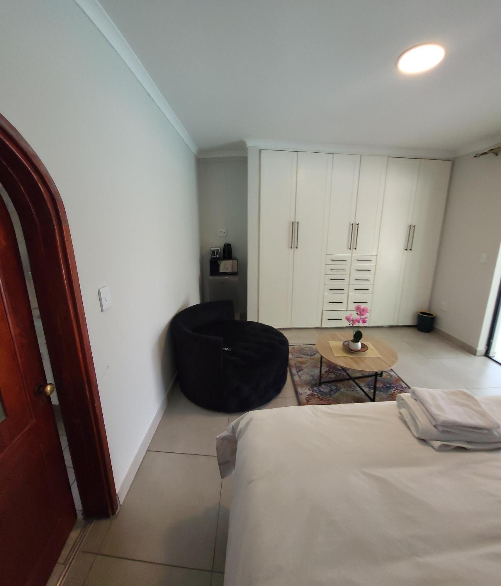 Honeymoon Apartment Sandton